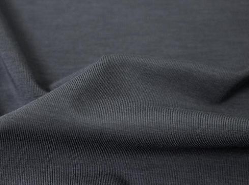 Tricot jersey de polyester et de lin : un mélange parfait de confort, de style et de durabilité