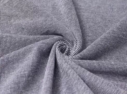 Un équilibre entre confort naturel, structure et respirabilité